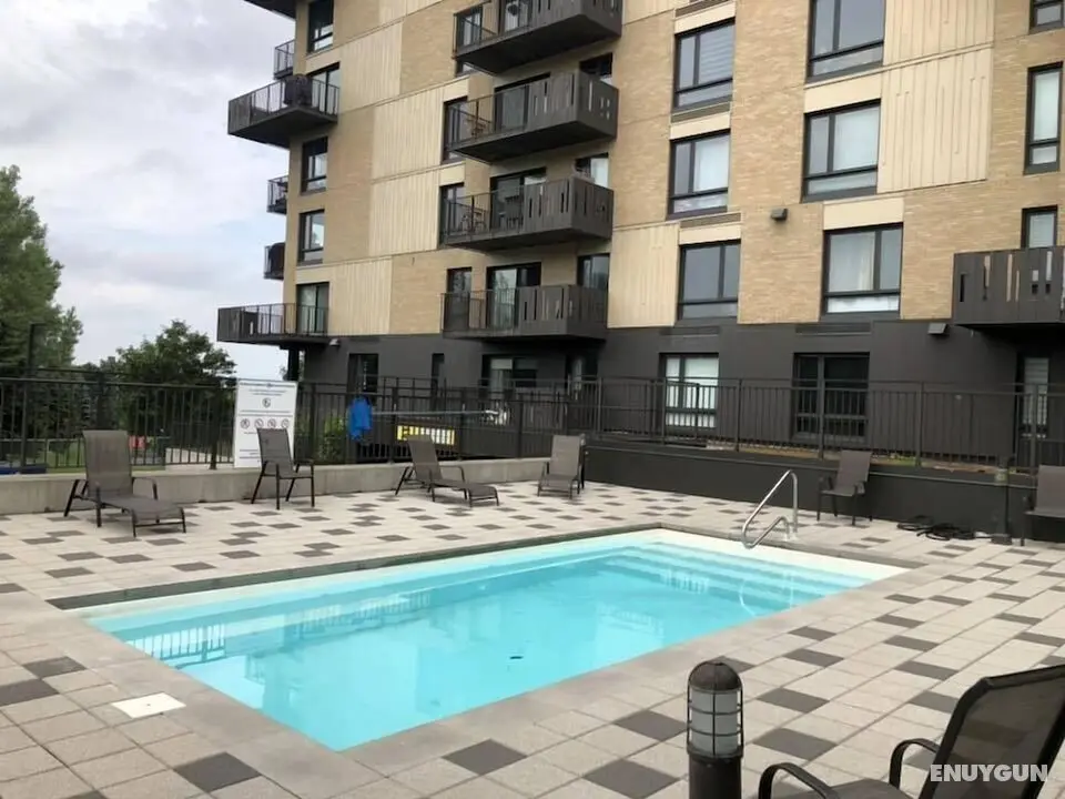 Corporate Stays La Garde Apartments - Havuz