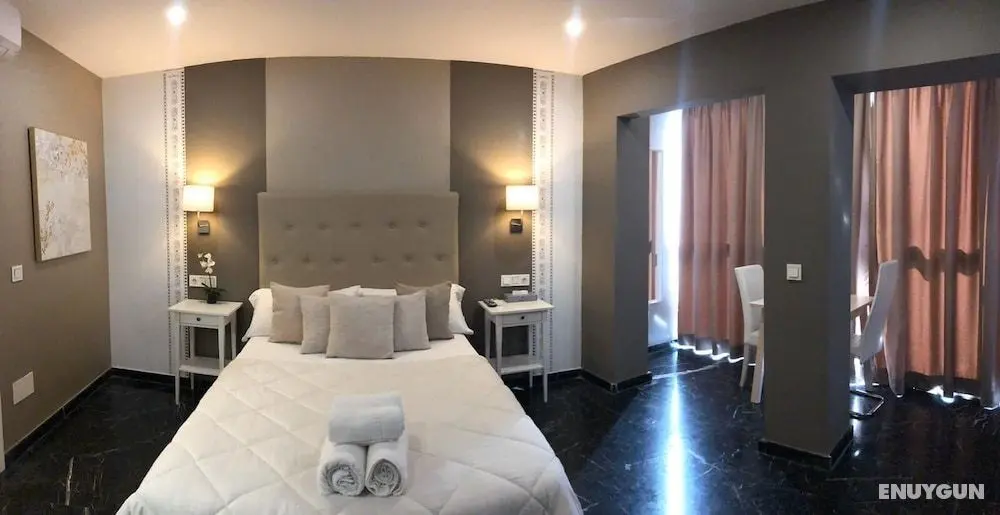 Costa Marbella Star Light - Öne Çıkan Resim