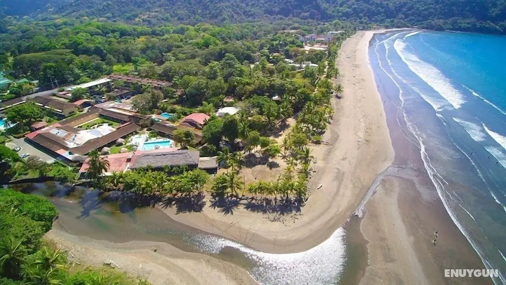 Costa Rica Surf Camp by SUPERbrand - Öne Çıkan Resim
