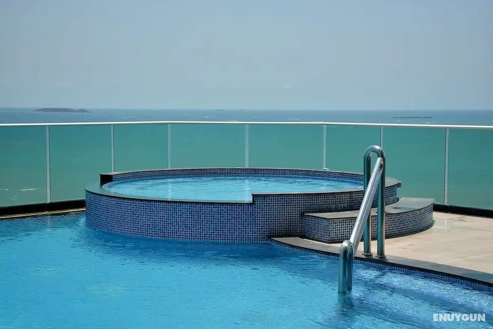 Cosy Beach Condominium - Havuz