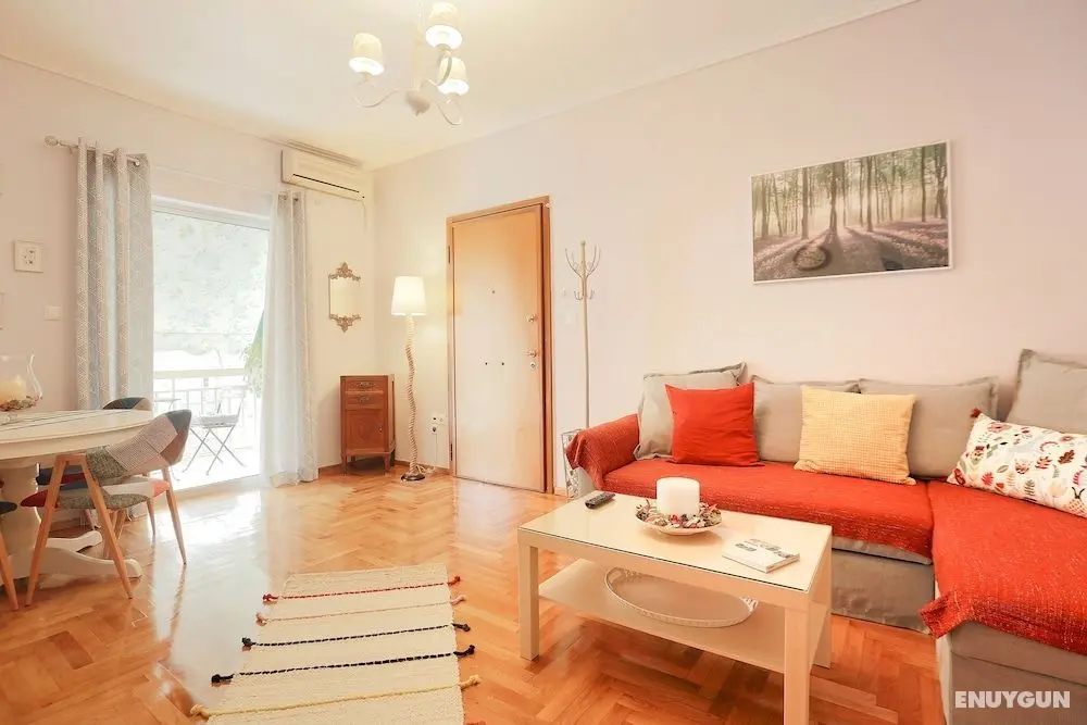 Cosy & Bright 2 Bedroom Apartment in Koukaki - Öne Çıkan Resim