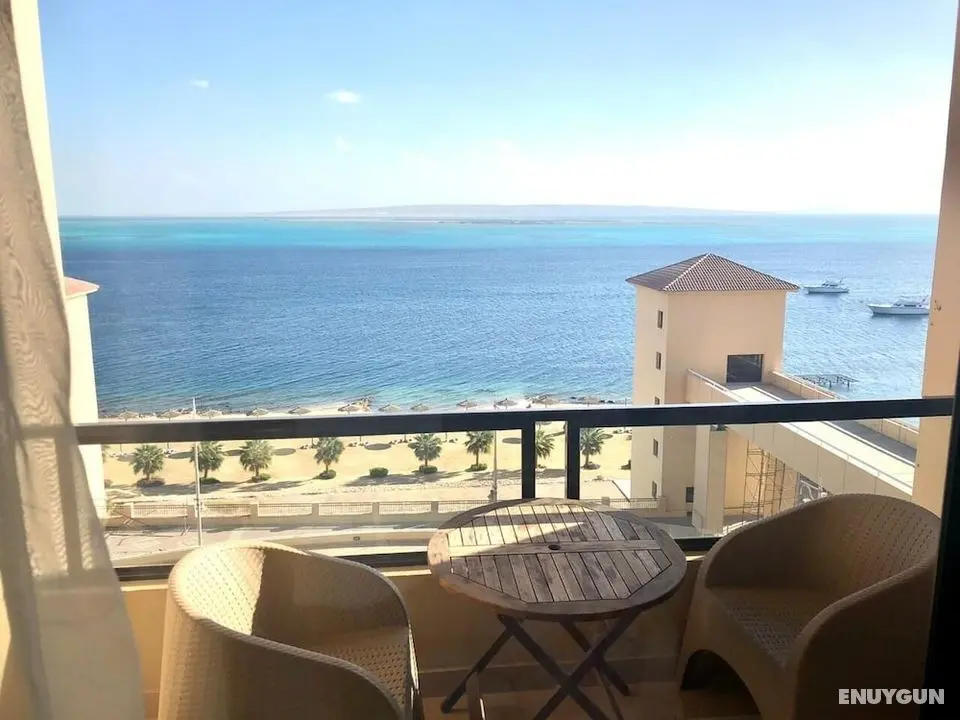 Cosy & Cute Beach Front Studio at the Views Waterside - Öne Çıkan Resim