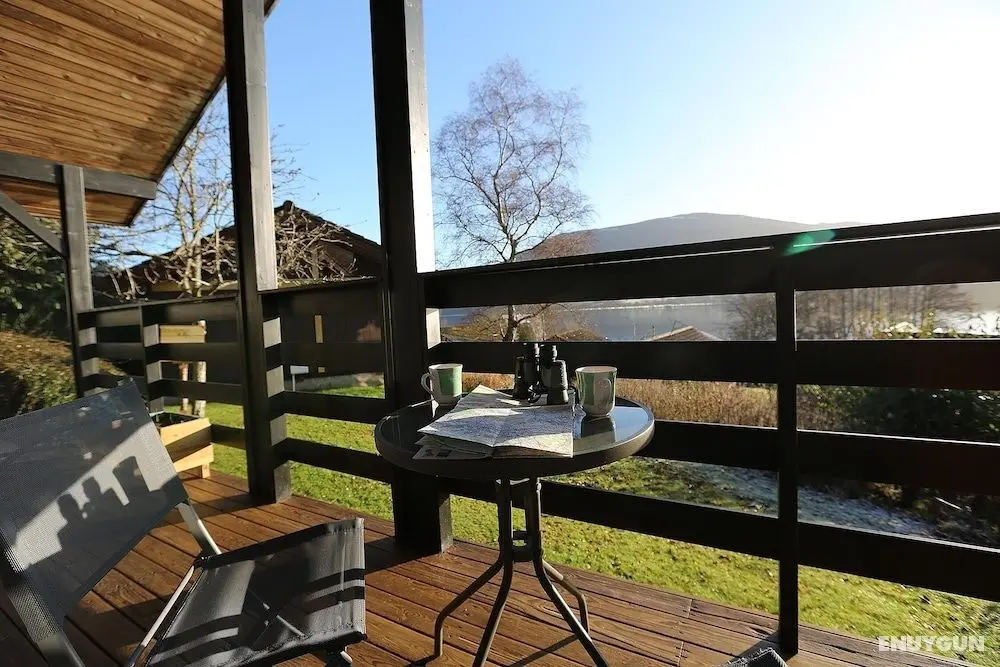 Cosy Modern Nordic Lodge w Loch View & Log Burner - Öne Çıkan Resim