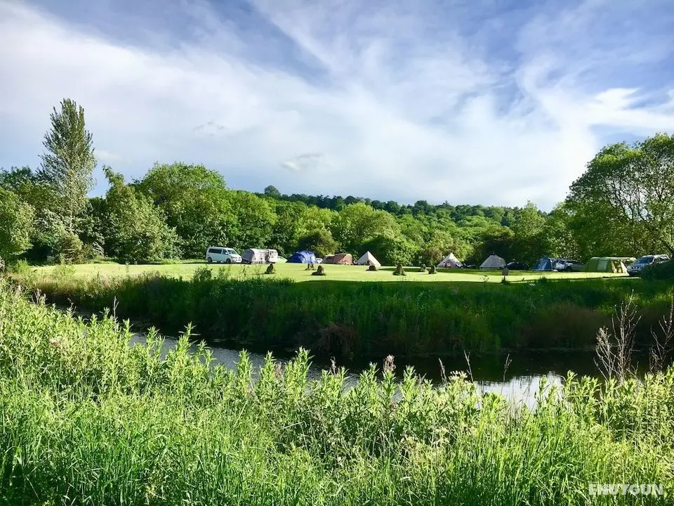 Cotswolds Camping at Holycombe - Öne Çıkan Resim