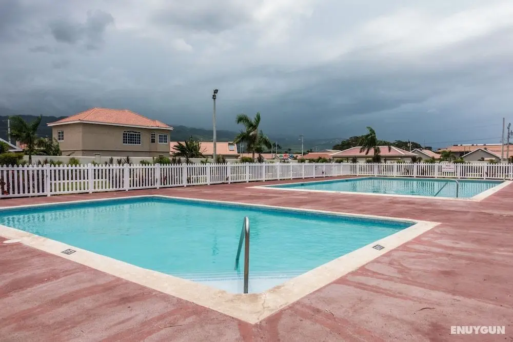 The Country Club Villa I - Havuz