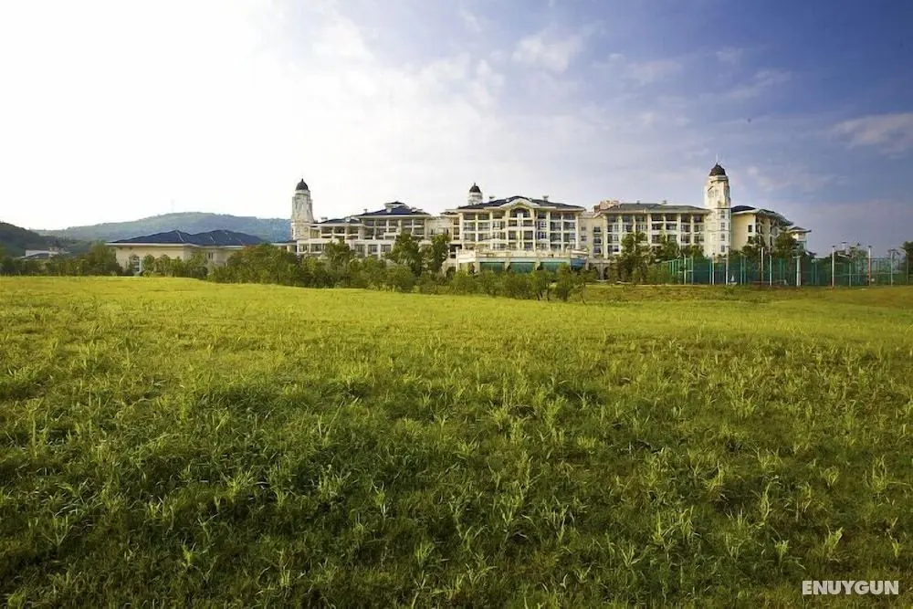 Country Garden Phoenix Hot Spring Hotel Xianning - Dış Mekan