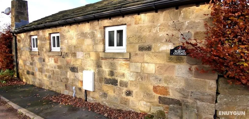 Country School Cottage near Harwood - Öne Çıkan Resim