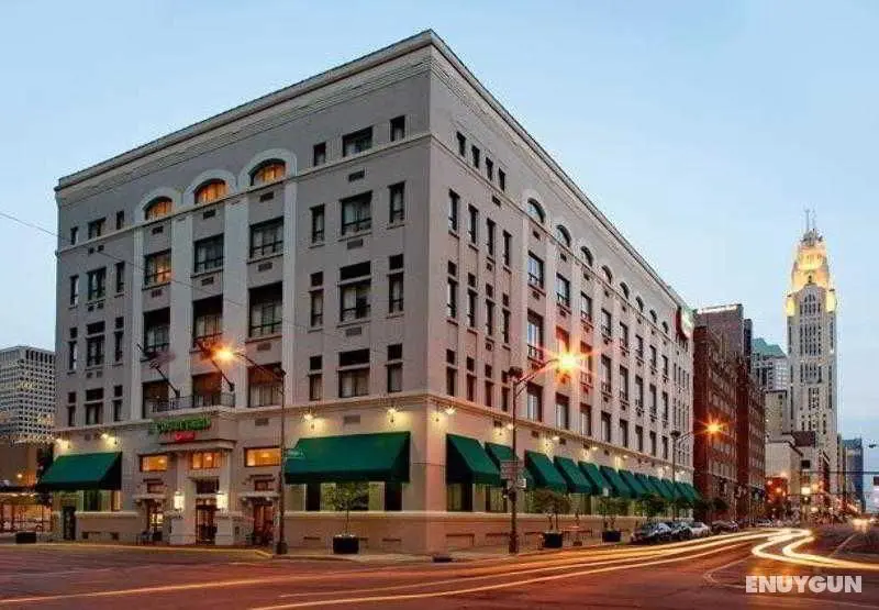 Courtyard Columbus Downtown - Genel