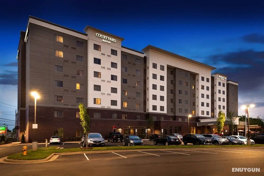 Courtyard by Marriott Charlotte Northlake - Dış Mekan