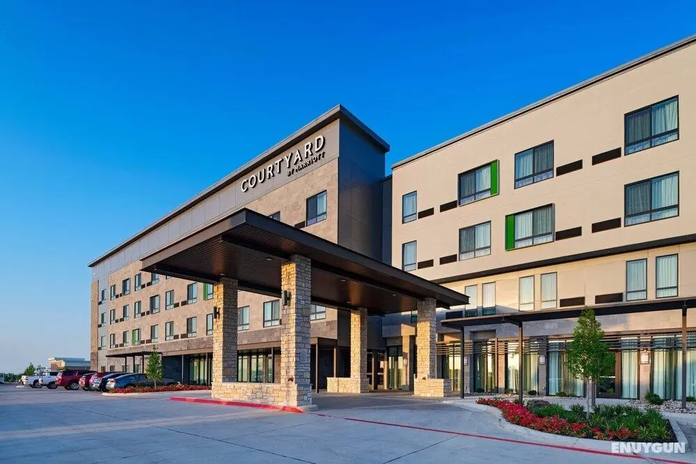 Courtyard by Marriott Dallas Grand Prairie - Dış Mekan