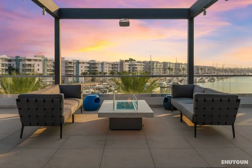 Courtyard by Marriott Marina del Rey - Dış Mekanlar