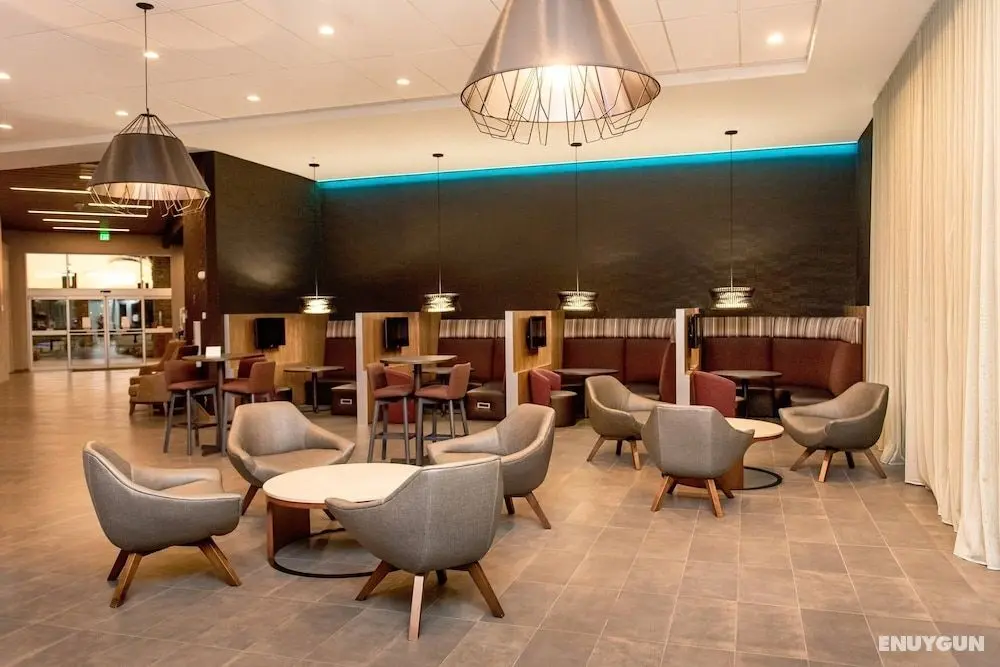 Courtyard by Marriott Mesa At Wrigleyville West - Lobi