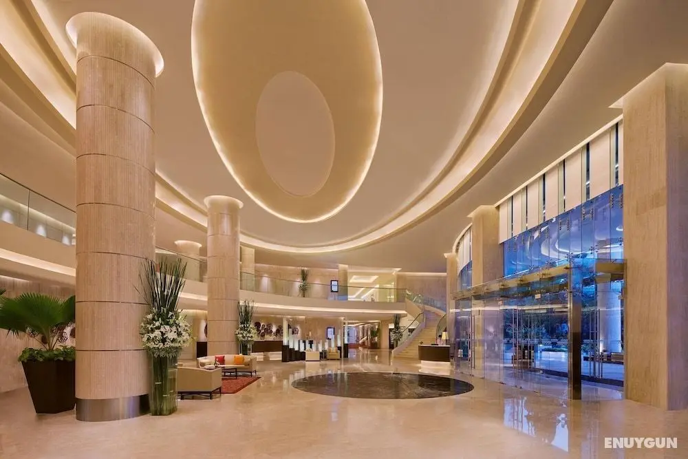 Courtyard by Marriott Mumbai International Airport - Lobi