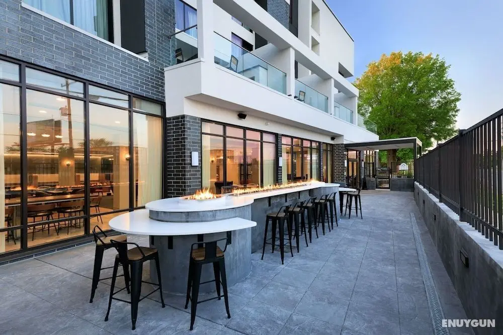 Courtyard by Marriott Richmond Scott’s Addition - Dış Mekanlar