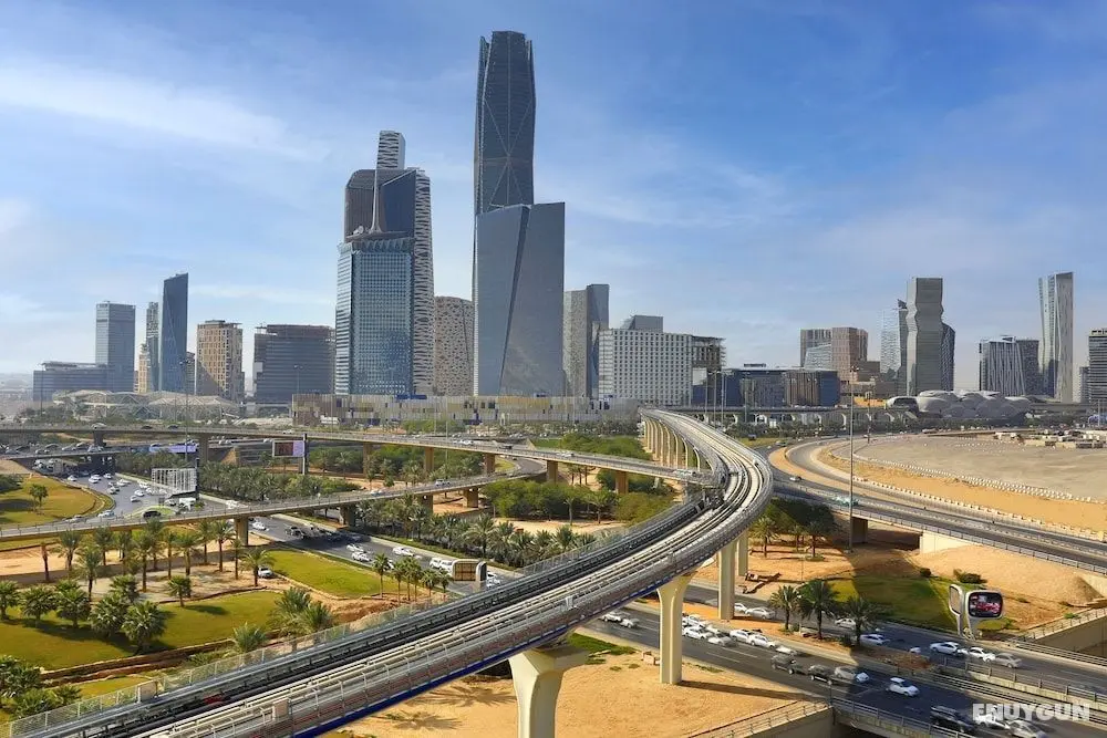 Courtyard by Marriott Riyadh Northern Ring Road - Oda Manzaraları