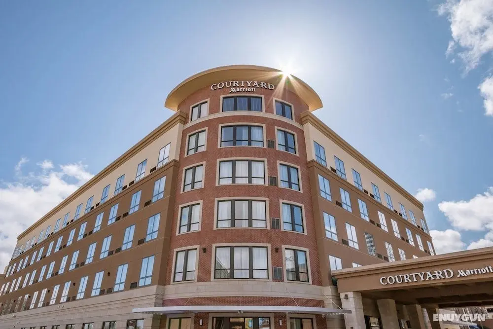 Courtyard by Marriott South Bend Downtown - Dış Mekan