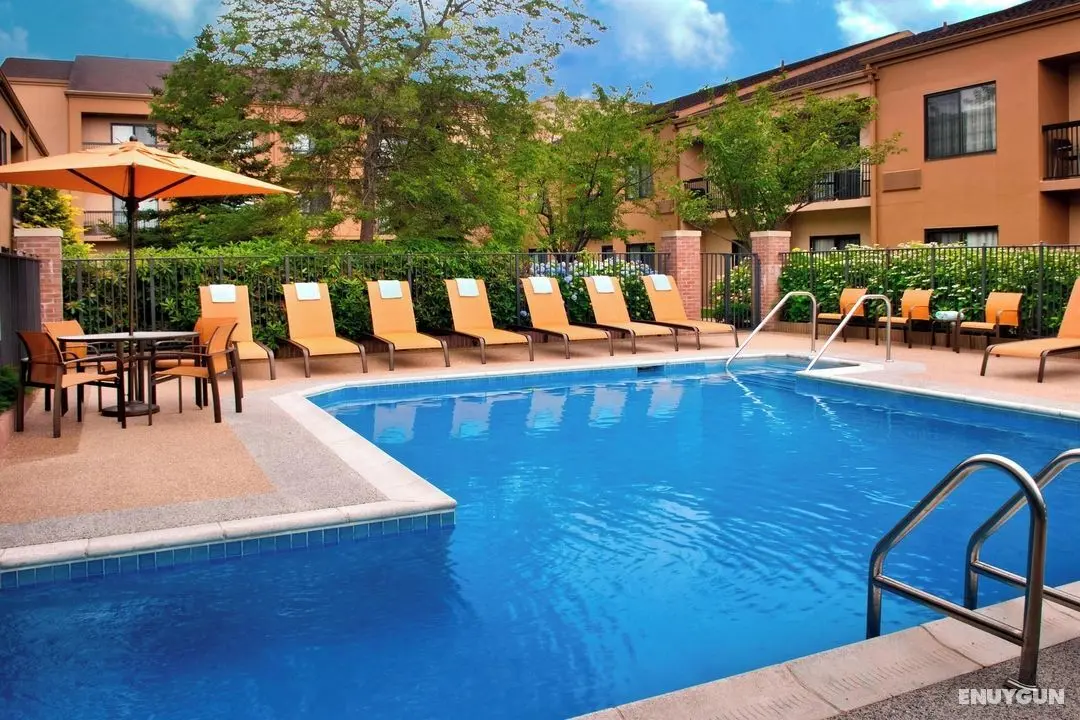 Courtyard Newport Middletown - Öne Çıkan Resim