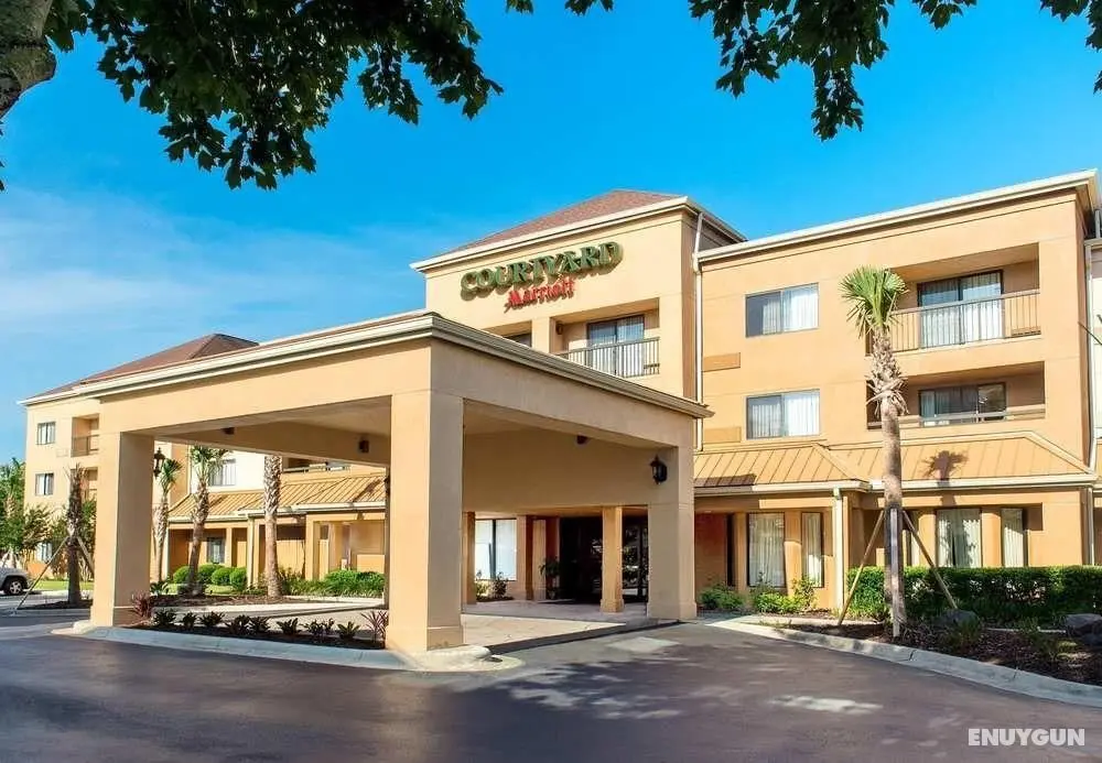 Courtyard Pensacola - Genel