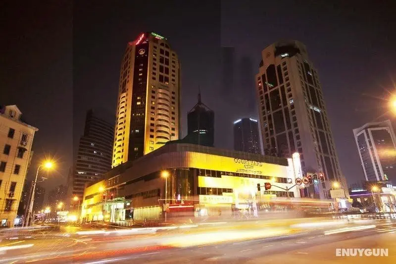 Courtyard Shanghai-Pudong - Genel