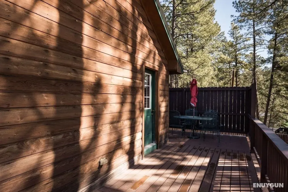 Cowboy Cabin - Öne Çıkan Resim