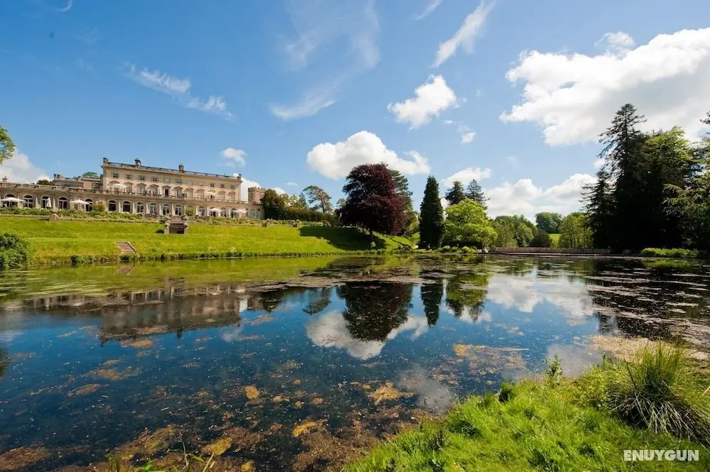Cowley Manor - Dış Mekan