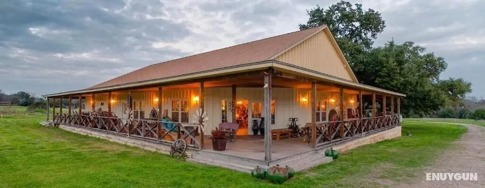Coyote Station Lodging - Öne Çıkan Resim