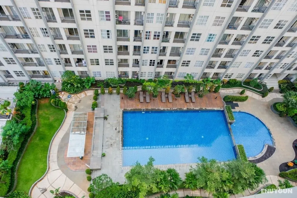 Cozy 1BR Unit Saveria Apartment - Oda Manzaraları