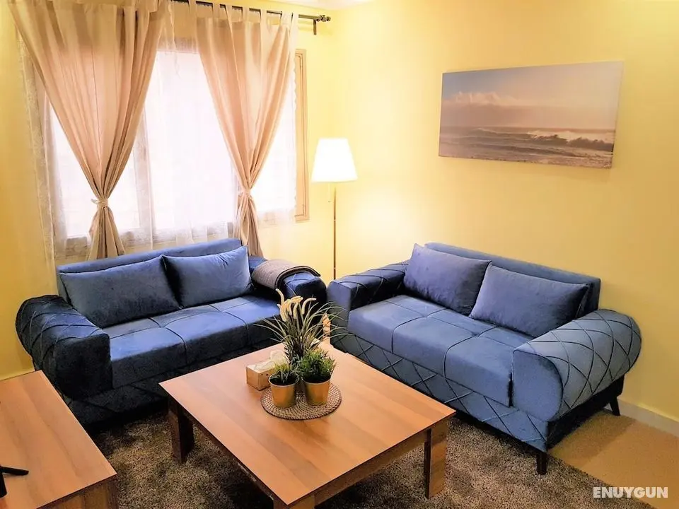 Cozy 2 Bedroom Apartment - Öne Çıkan Resim