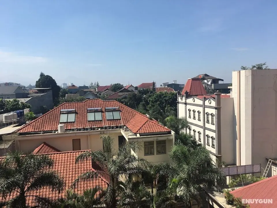 Cozy 2BR Apartment At Majesty Near Maranatha University - Oda Manzaraları
