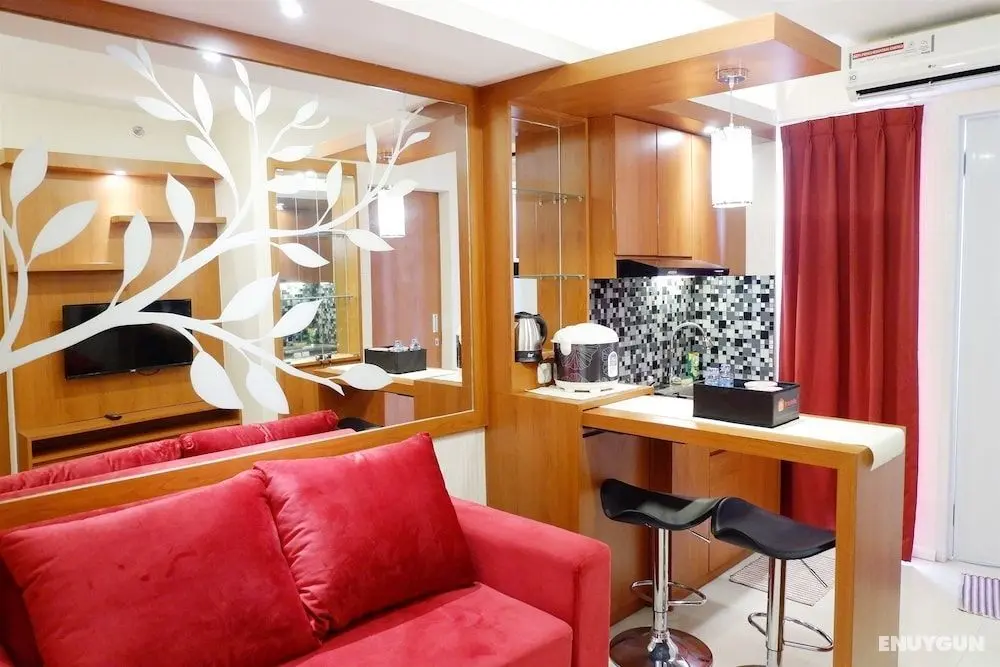 Cozy 2BR Bassura Apartment near Mall Bassura City - Öne Çıkan Resim