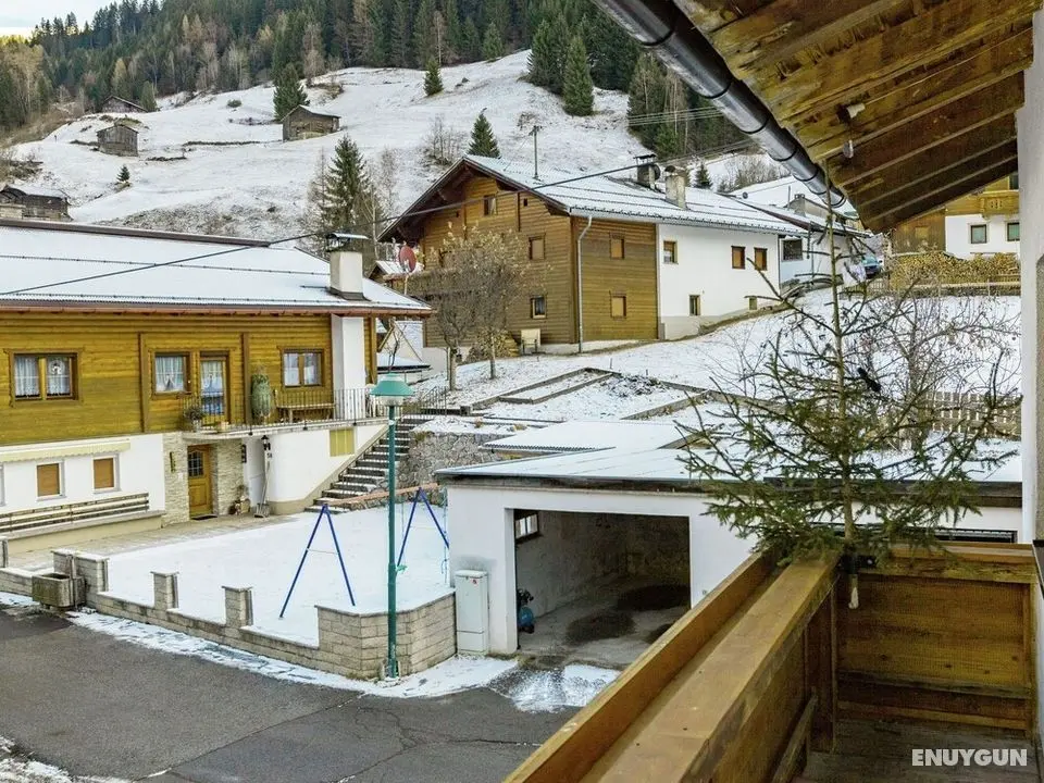 Cozy Apartment near Ski Area in See - Öne Çıkan Resim