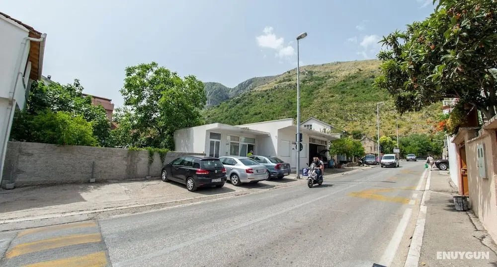 Cozy apartment in Old Town with parking - Dış Mekan
