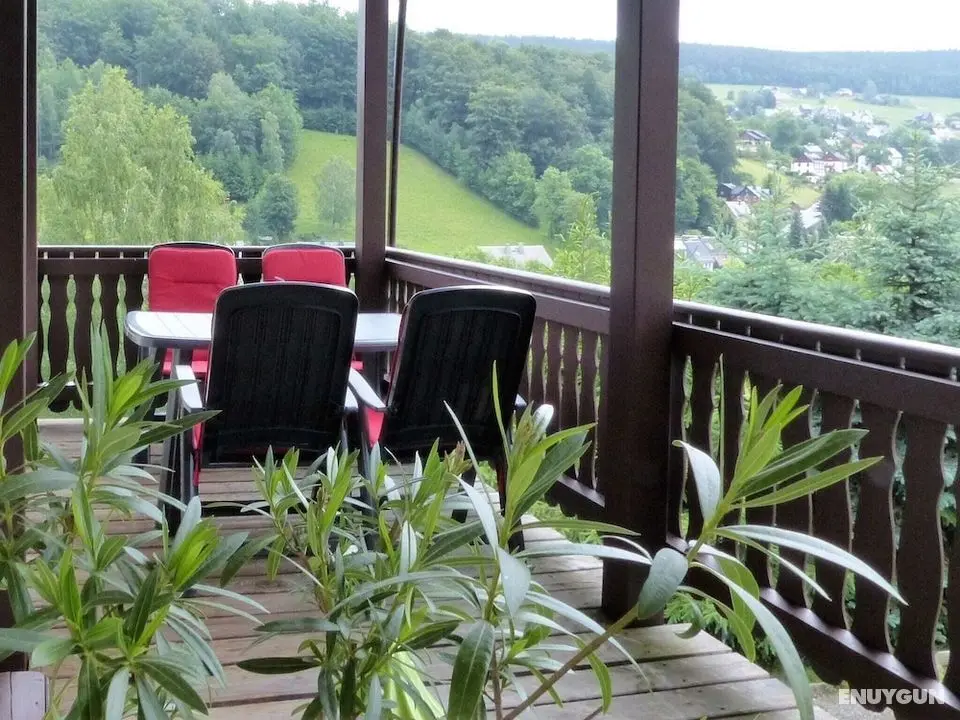 Cozy Apartment in Ore Mountains With Balcony and Garden - Öne Çıkan Resim
