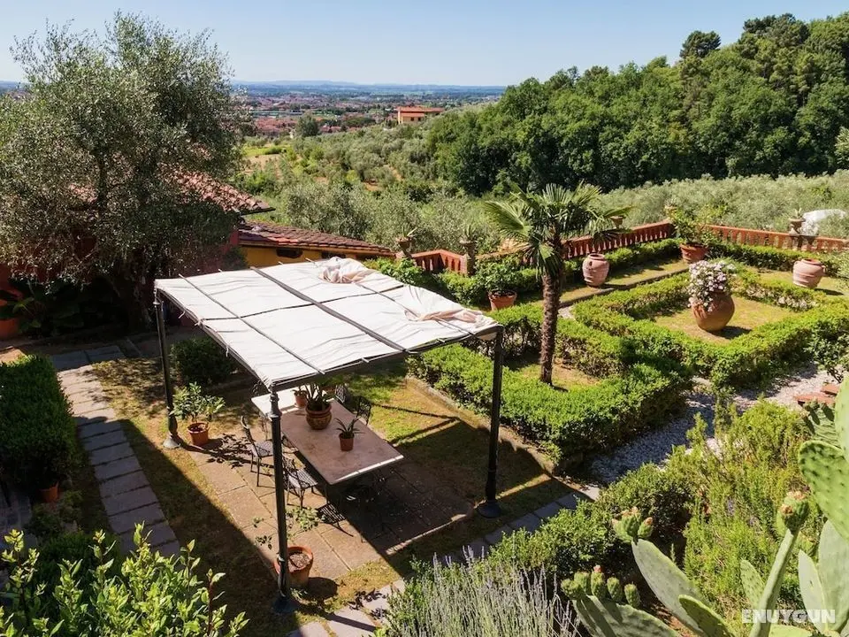 Cozy Apartment in Tuscan Farmhouse With Pool and spa - Konum Öne Çıkanlar