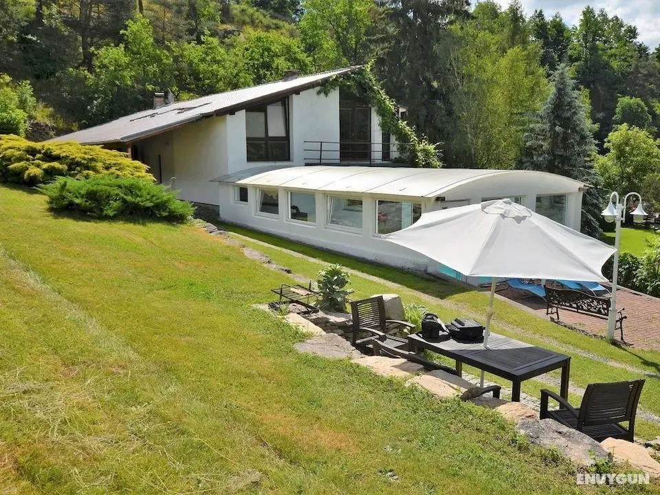 Cozy Villa in Bechyne With Sauna and Swimming Pool - Öne Çıkan Resim