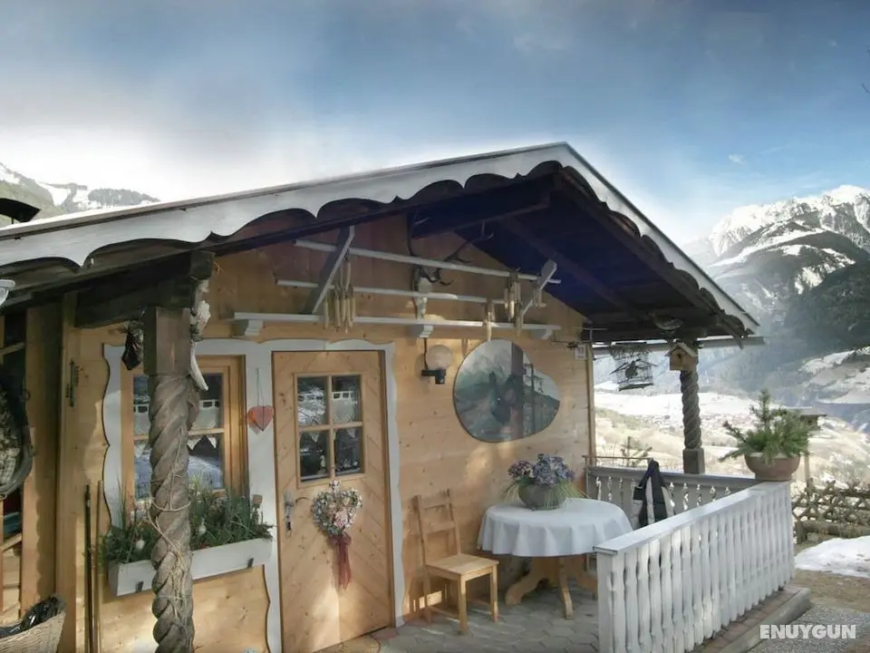 Cozy Chalet in Karrösten near Forest - Öne Çıkan Resim