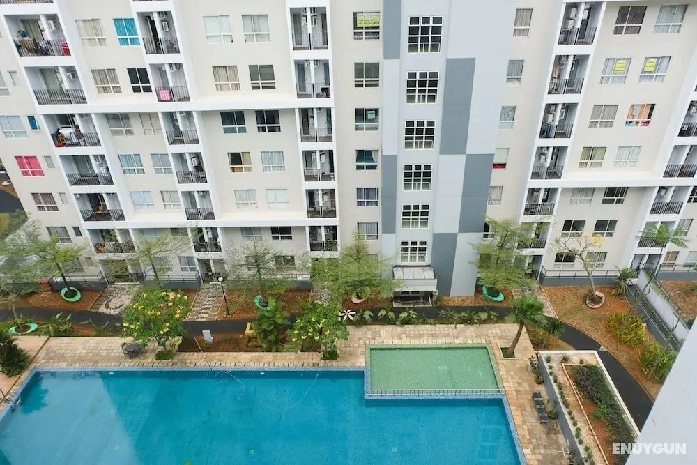 Cozy with City View Studio at Scientia Apartment - Dış Mekan