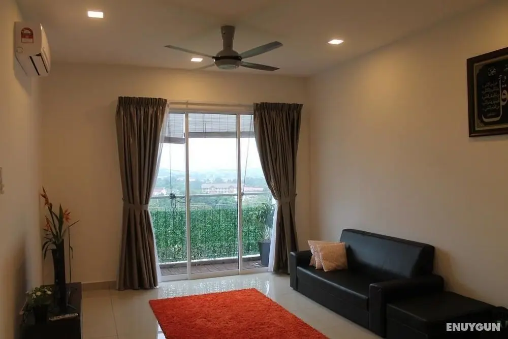 Cozy Crib at 7 Tree Seven Residence - Öne Çıkan Resim