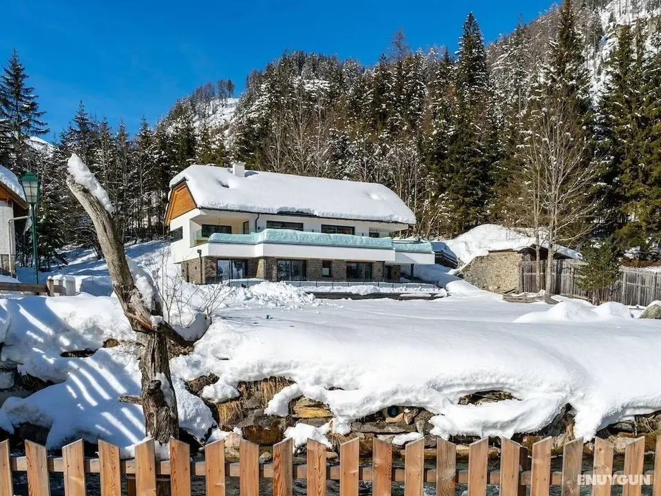 Cozy Holiday Home in Mauterndorf near Ski Area - Dış Mekan