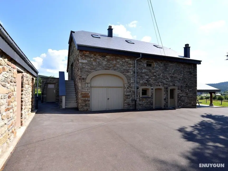 Cozy Holiday Home in Petit-thier With Sauna - Dış Mekan