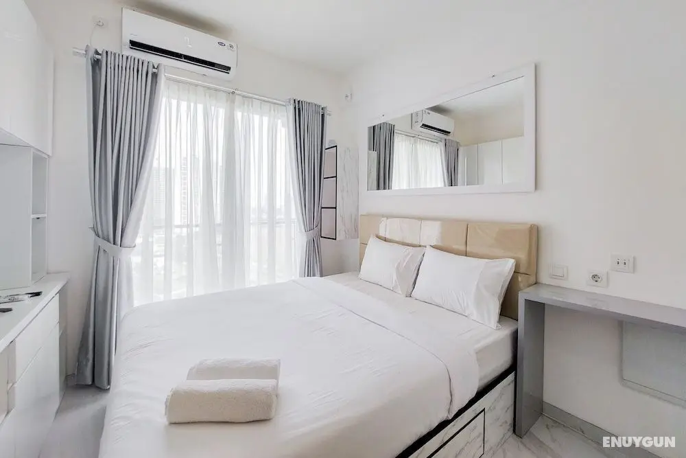 Cozy Living and Comfort Studio at Sky House BSD Apartment - Oda