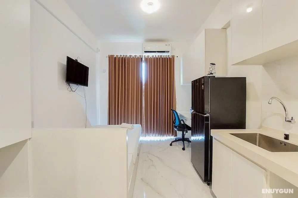 Cozy Living Studio Room At Sky House Bsd Apartment - Oda