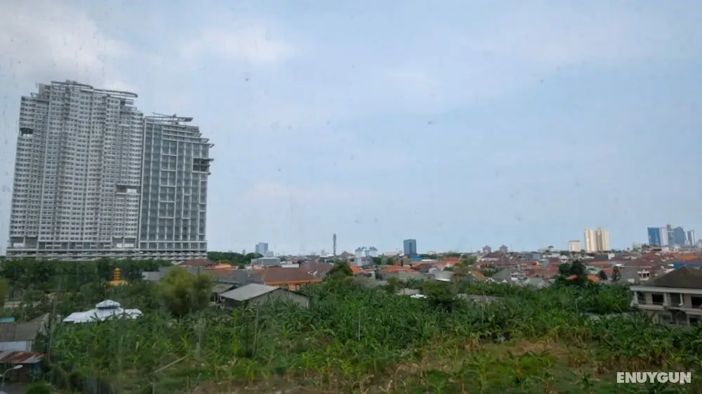 Cozy Stay Studio At Puncak Permai Apartment - Oda Manzaraları