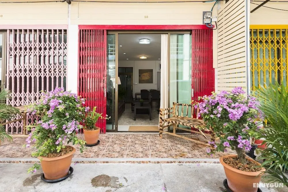 Cozy TownHouse HuaLampong - Dış Mekan