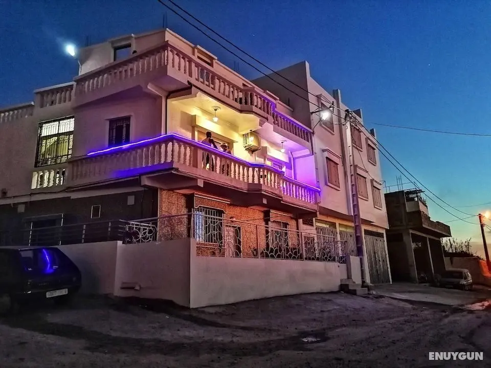 Cozy White House - Hostel - Öne Çıkan Resim