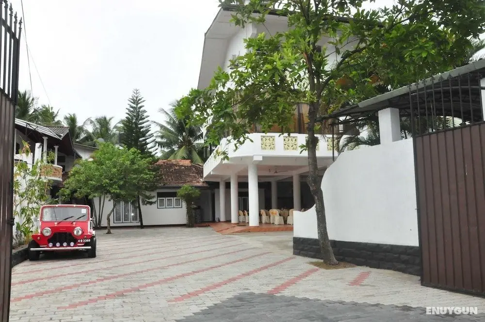 Crescent Resort - Dış Mekan
