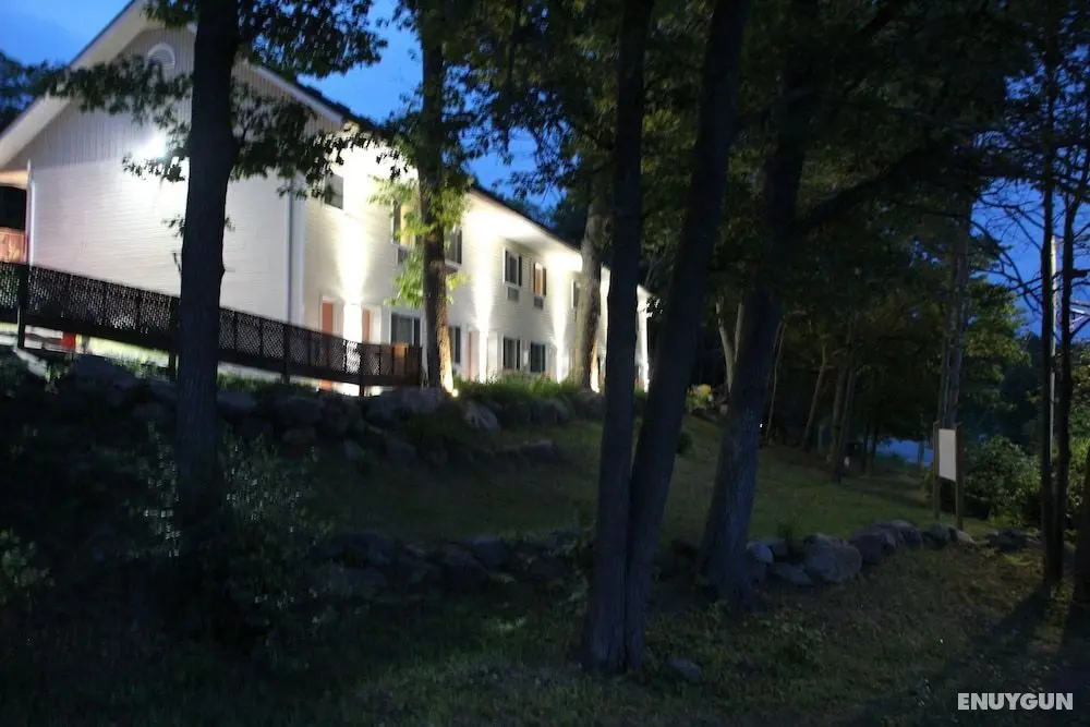 Crestwood Inn - Öne Çıkan Resim