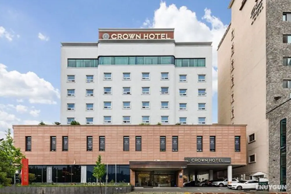 Crown Hotel Changwon - Dış Mekan