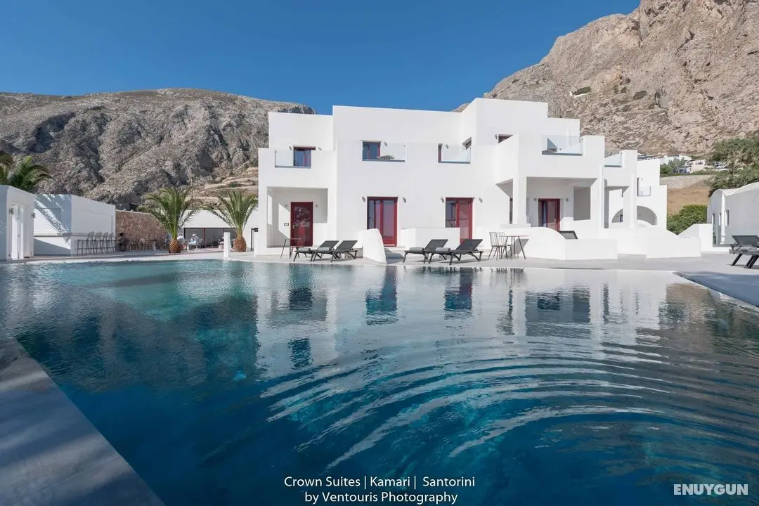 Crown Suites - Genel