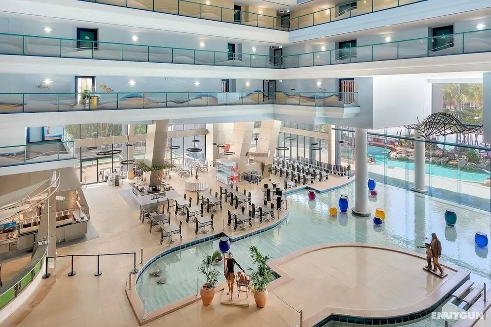 Crown Tower High floor Modern Apartments 5 Palm Avenue - Lobi